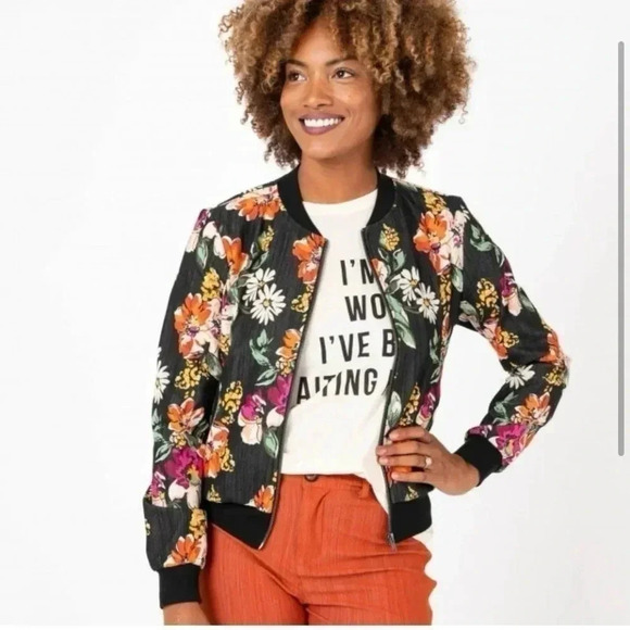 Agnes & Dora Black Denim Floral Jacket Front Zipper Side Pockets Size Small - Picture 1 of 5